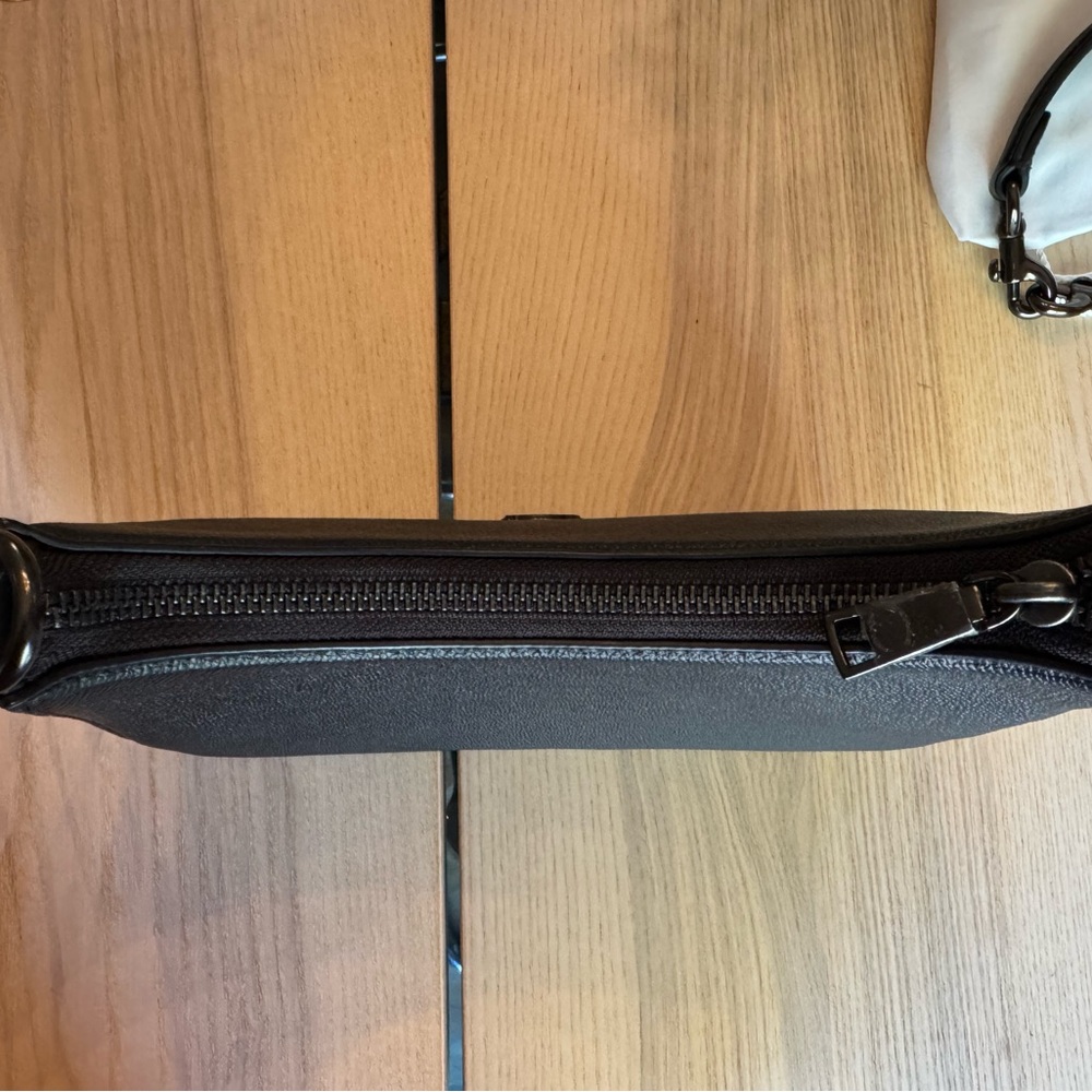 Coach Hobo Crossbody Bag - Picture 8 of 9